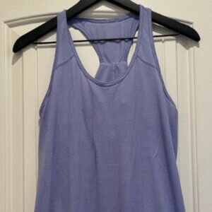 Lululemon Essential Tank Pleated Racerback Women's Size 8 Light Blue Sleeveless